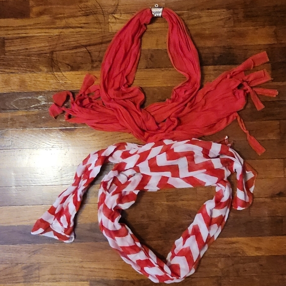 ⭐️HOST PICK⭐️ 2 Scarf Bundle - Red and White Striped and Solid Red, Metal Accent - Picture 1 of 3